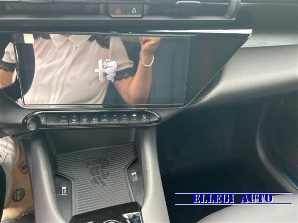 Junior Junior 1.2 145 CV Hybrid eD