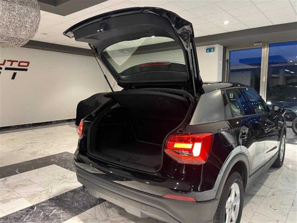 Q2 Q2 30 TDI BUSINESS 116C