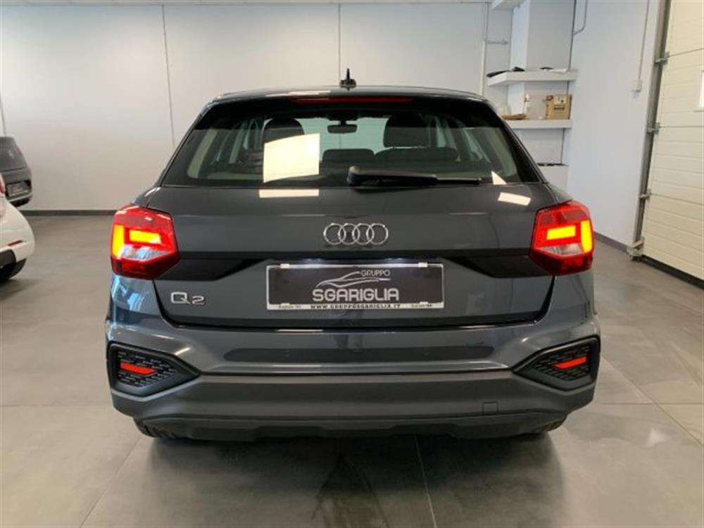 Q2 Q2 30 TDI S tronic Admi