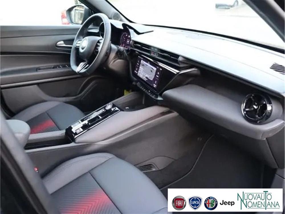 Junior Junior 1.2 136 CV Hybrid eD