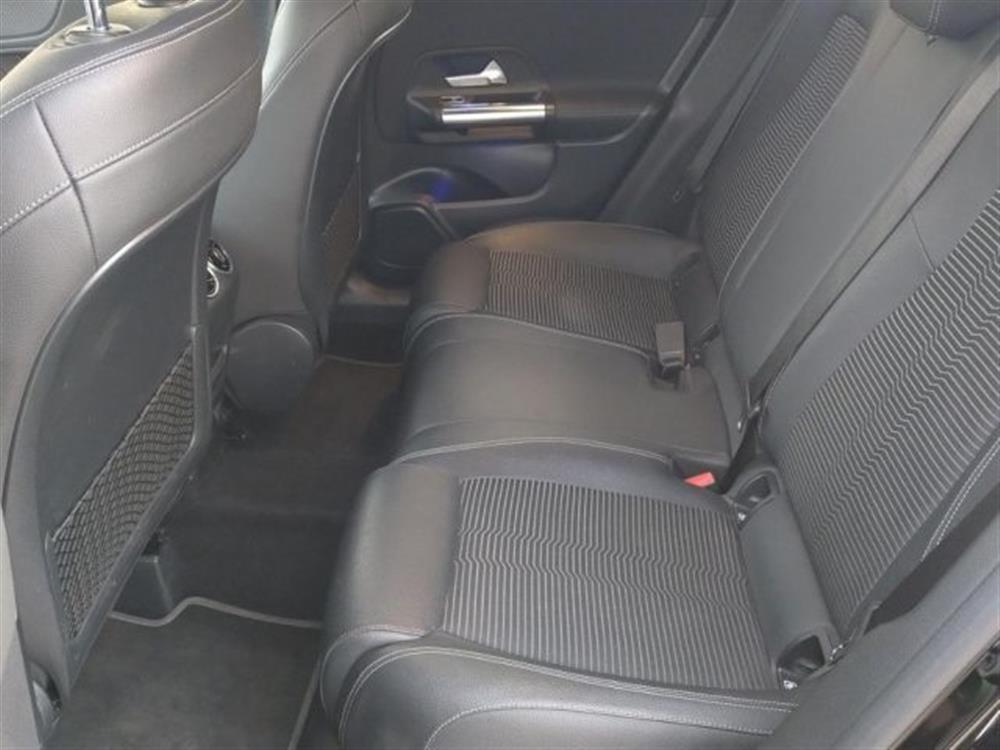 GLA 200 GLA 200 d Automatic Sport