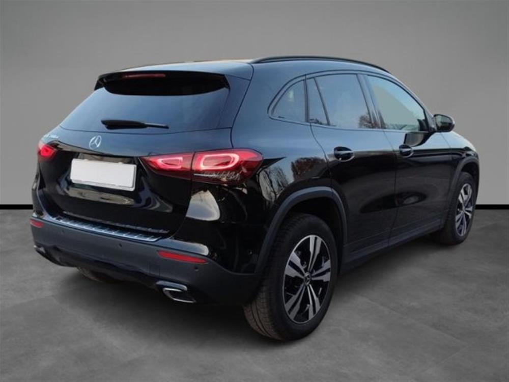 GLA 200 GLA 200 d Automatic Sport