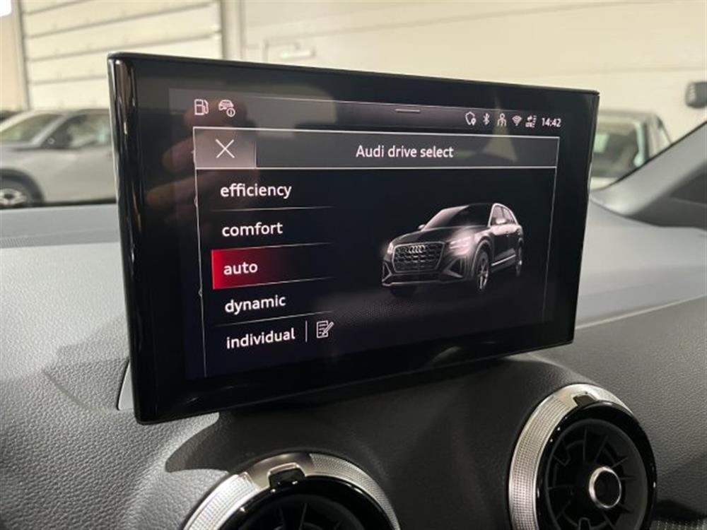 Q2 Q2 35TDI Stronic S line