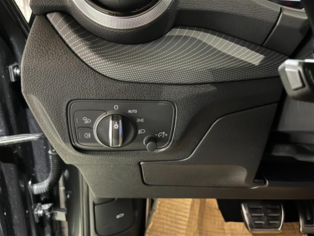 Q2 Q2 35TDI Stronic S line