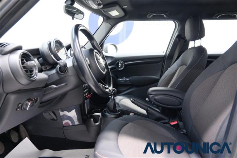 One One 1.2 ONE 75 CV 5 PORT