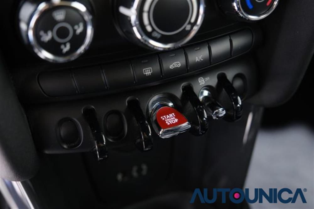 One One 1.2 ONE 75 CV 5 PORT