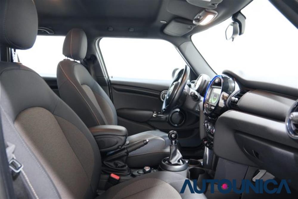 One One 1.2 ONE 75 CV 5 PORT