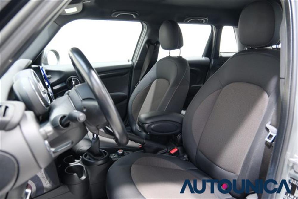 One One 1.2 ONE 75 CV 5 PORT