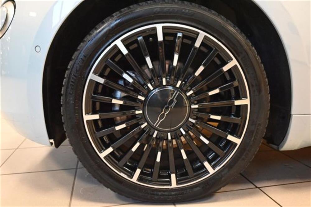 500e 500e CABRIO 43kWh LA PRIM