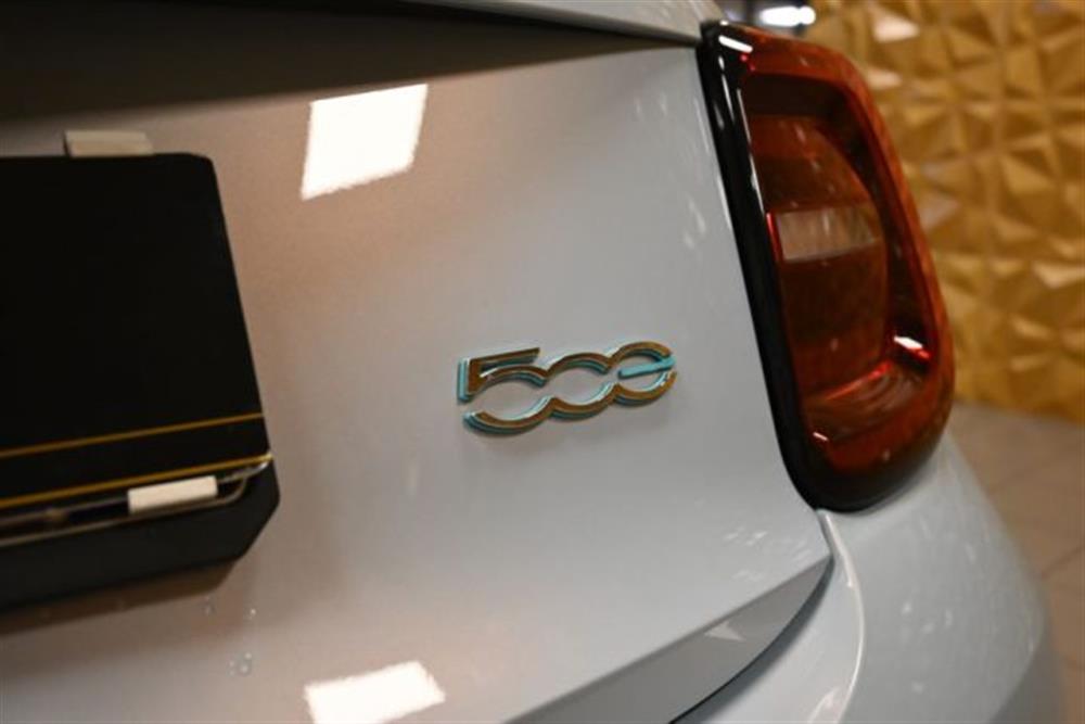 500e 500e CABRIO 43kWh LA PRIM