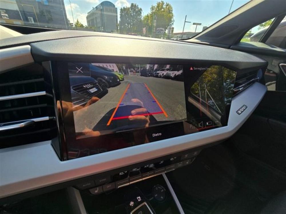 Q4 e-tron Q4 e-tron Business A. 500 KM A