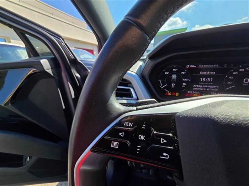 Q4 e-tron Q4 e-tron Business A. 500 KM A