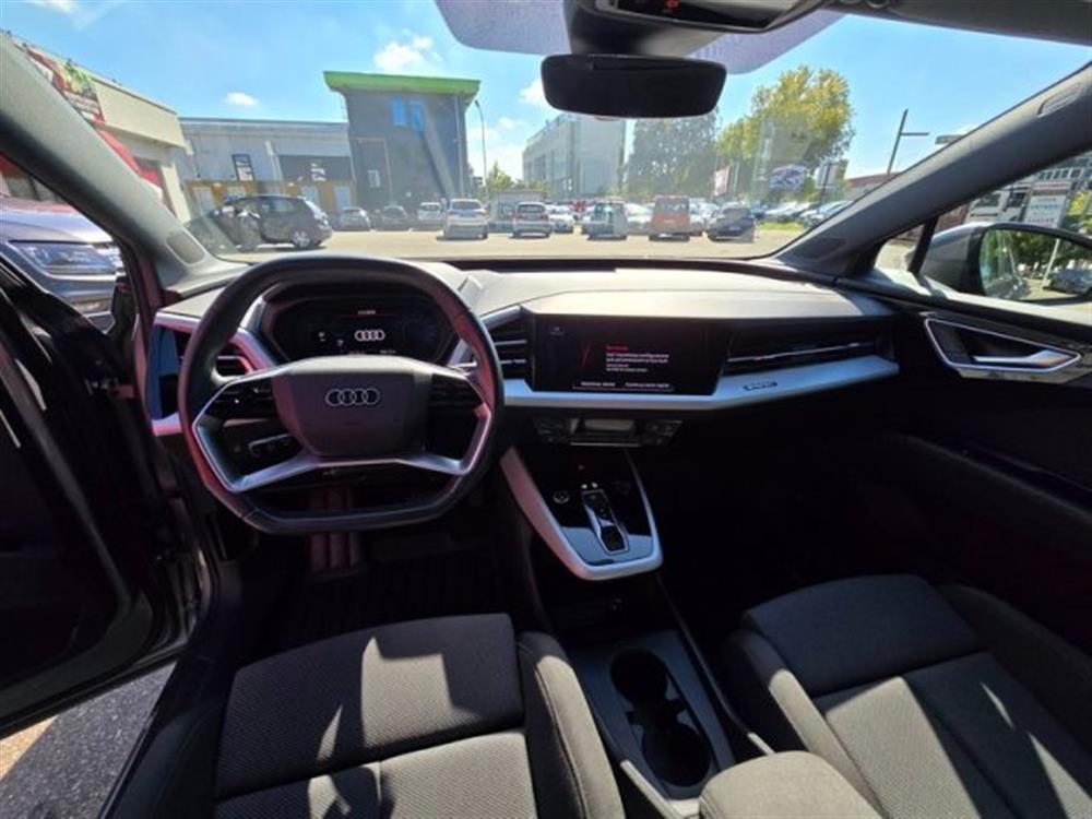 Q4 e-tron Q4 e-tron Business A. 500 KM A