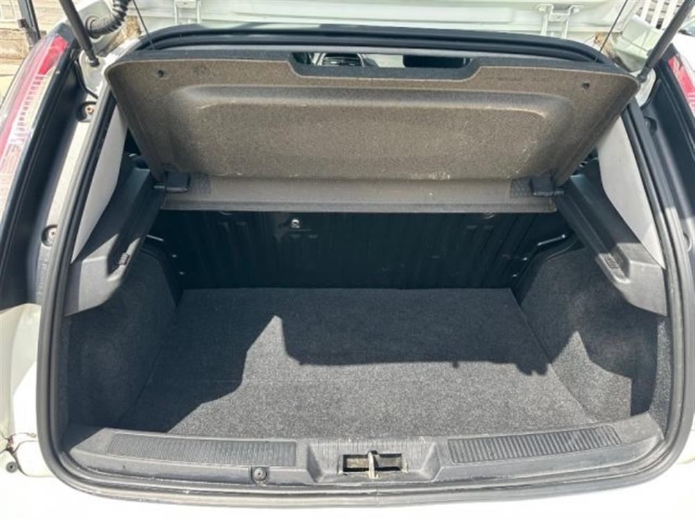 Punto Punto 1.4 5P Natural Power