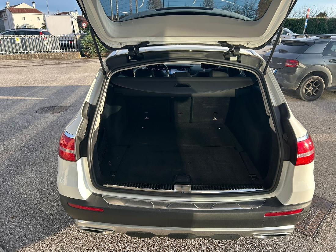 Mercedes-Benz E 400 Mercedes-Benz E 400 S213 All-Terrain SW