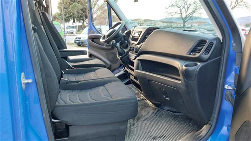 Daily Daily 35S12 2.3 PM Centina