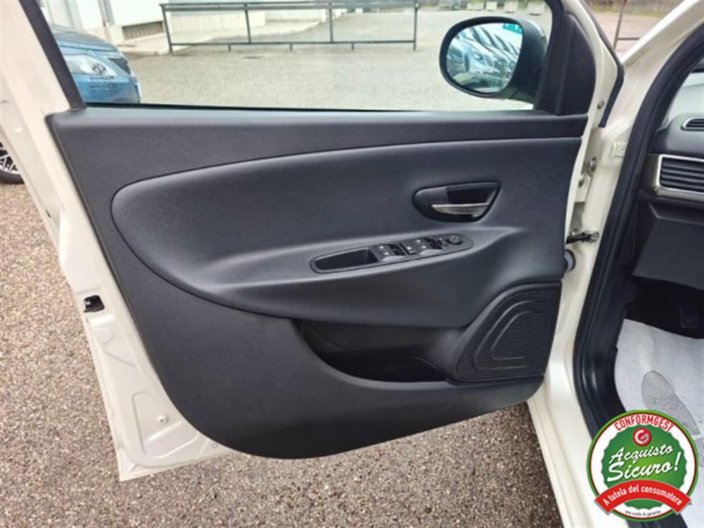 Ypsilon Ypsilon 1.3 MJT 16V 95 CV 5