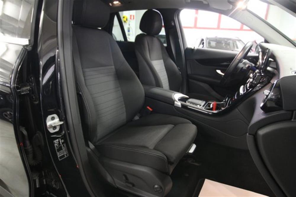 GLC 300 GLC 300 e 4Matic EQ-Power Bu