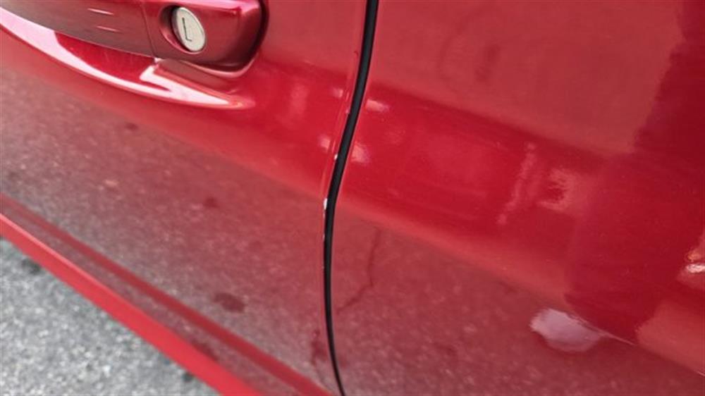 208 208 BlueHDi 100 S&S 5 po