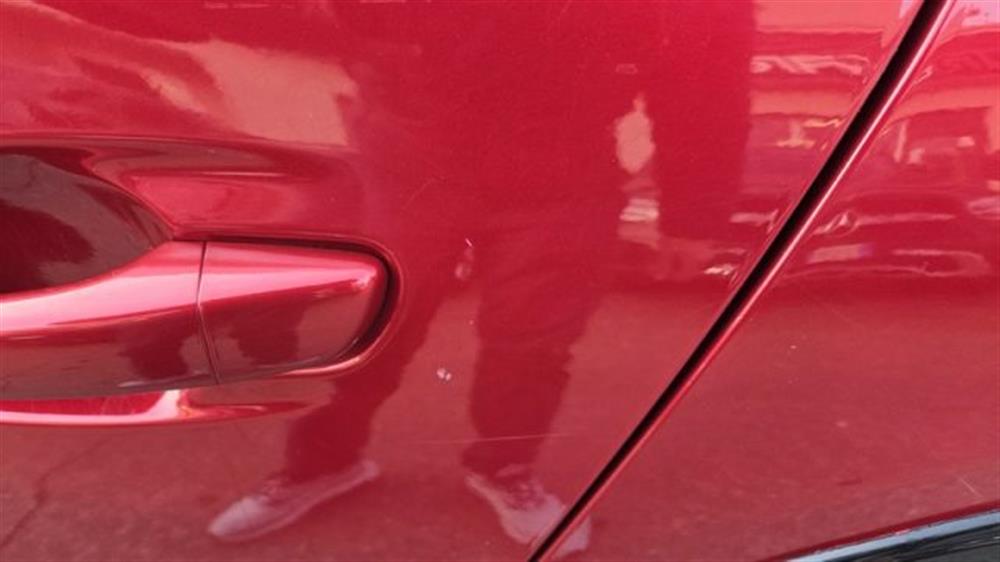 208 208 BlueHDi 100 S&S 5 po