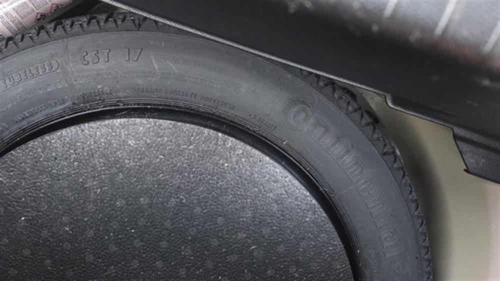 208 208 BlueHDi 100 S&S 5 po