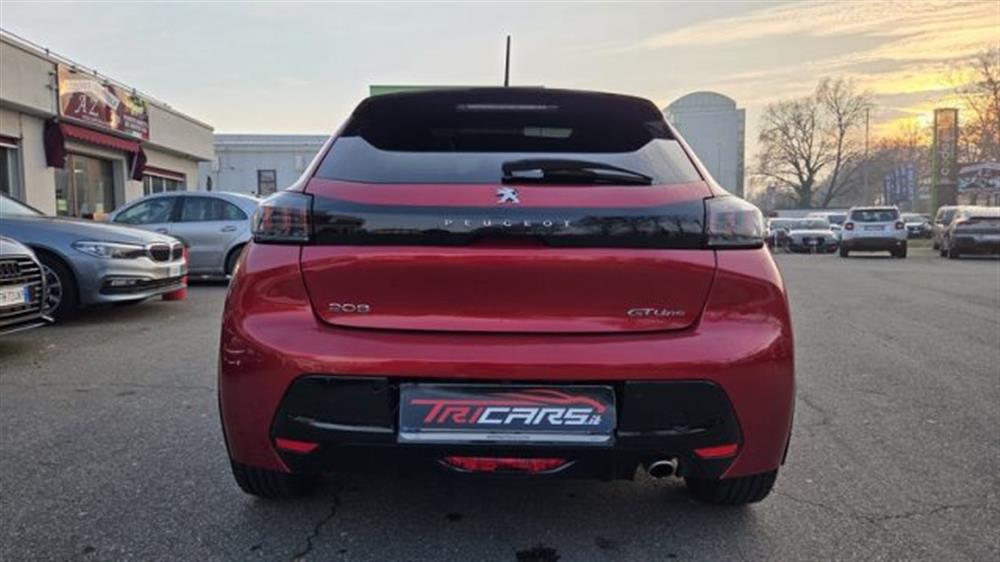 208 208 BlueHDi 100 S&S 5 po