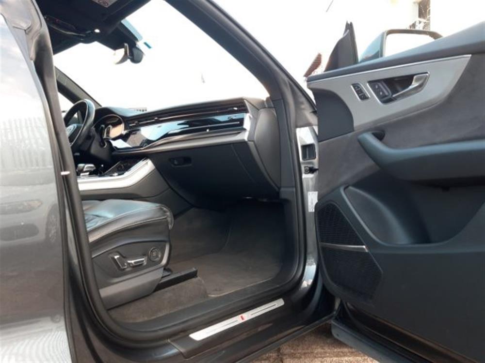 Q8 Q8 50 TDI 286 CV quattr