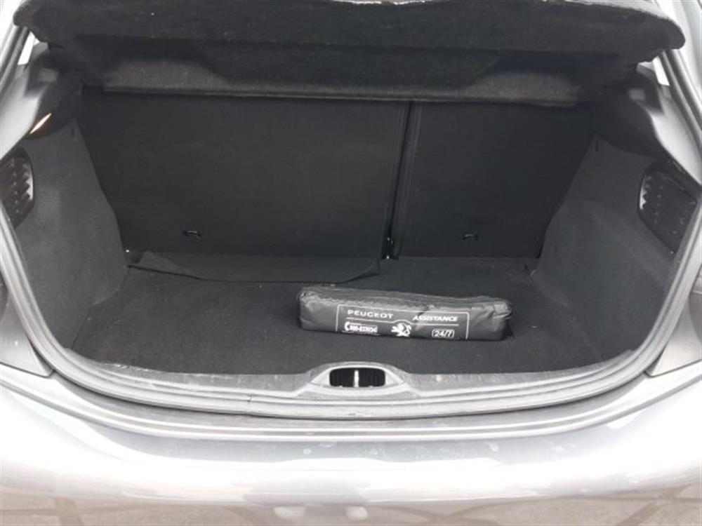 208 208 1° serie PureTech 82