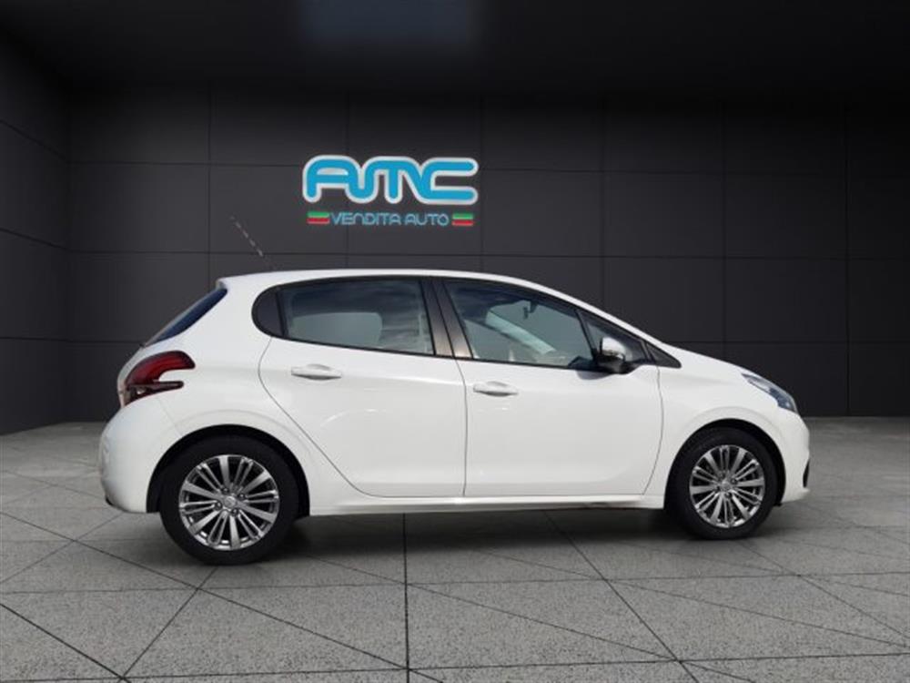 208 208 1° serie PureTech 82