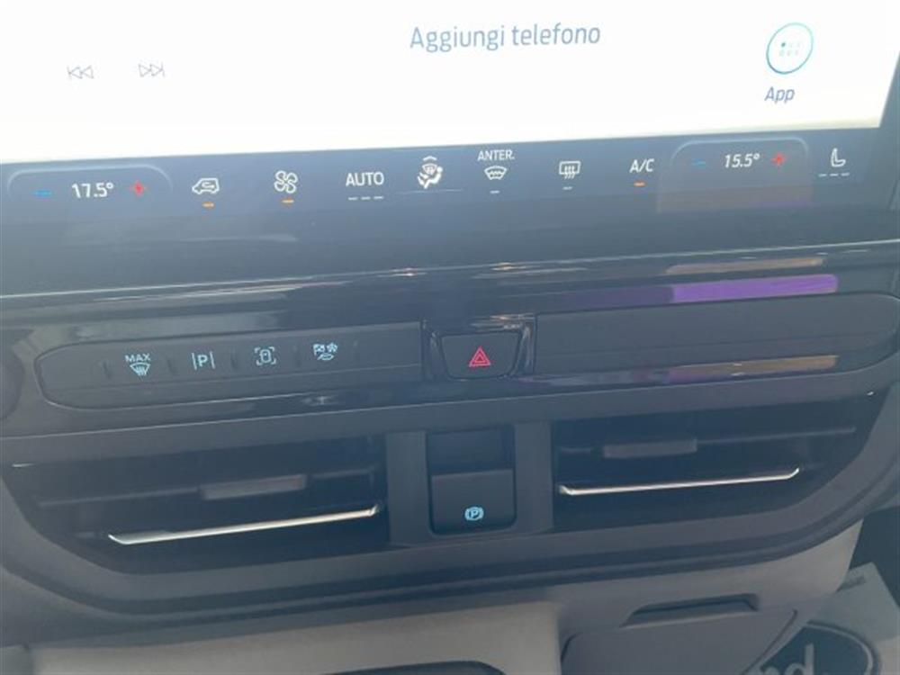 Tourneo Custom Tourneo Custom 320 L2 TITANIUM 2.0T