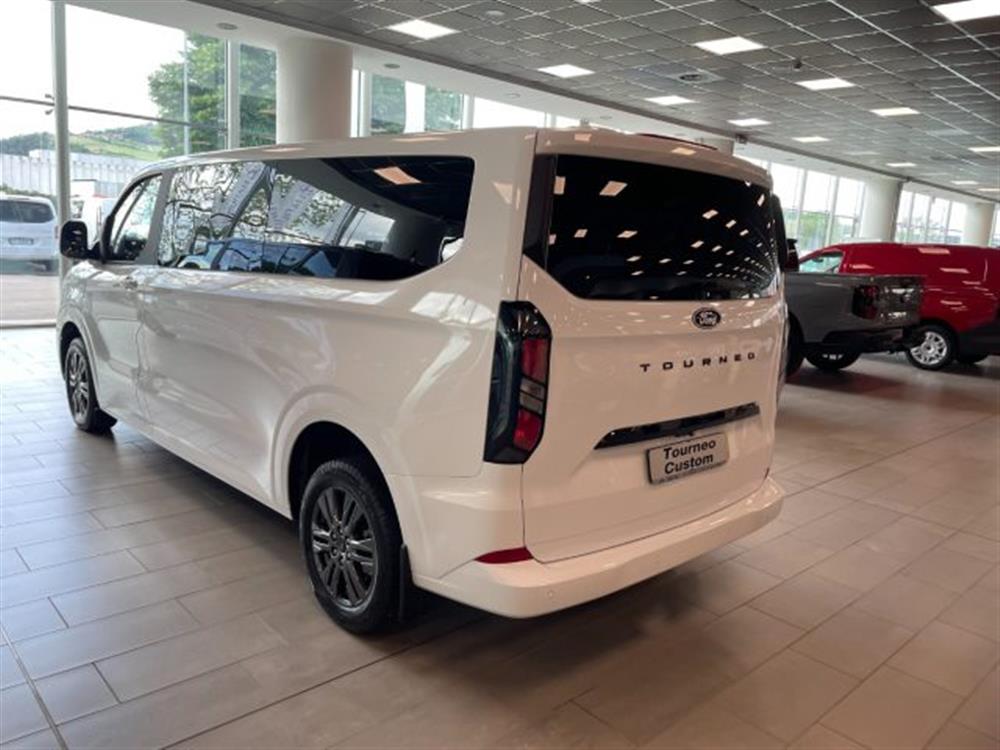 Tourneo Custom Tourneo Custom 320 L2 TITANIUM 2.0T