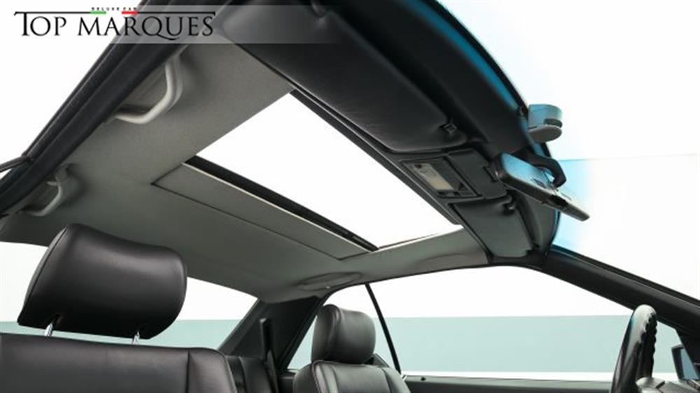 300 300 CE-24 cat Coupé