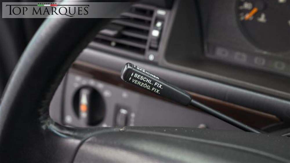 300 300 CE-24 cat Coupé