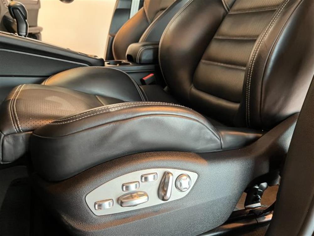 Macan Macan 2.0 265CV PDK PASM