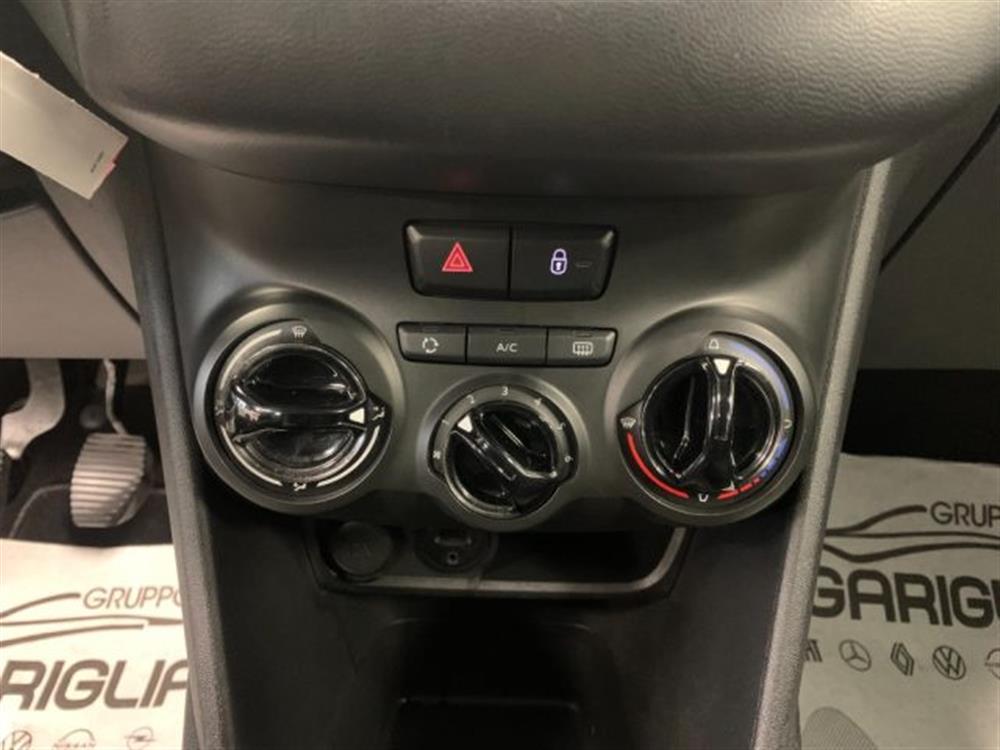 208 208 1.6 Diesel 5 Porte A