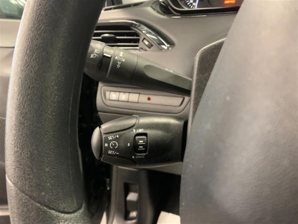 208 208 1.6 Diesel 5 Porte A