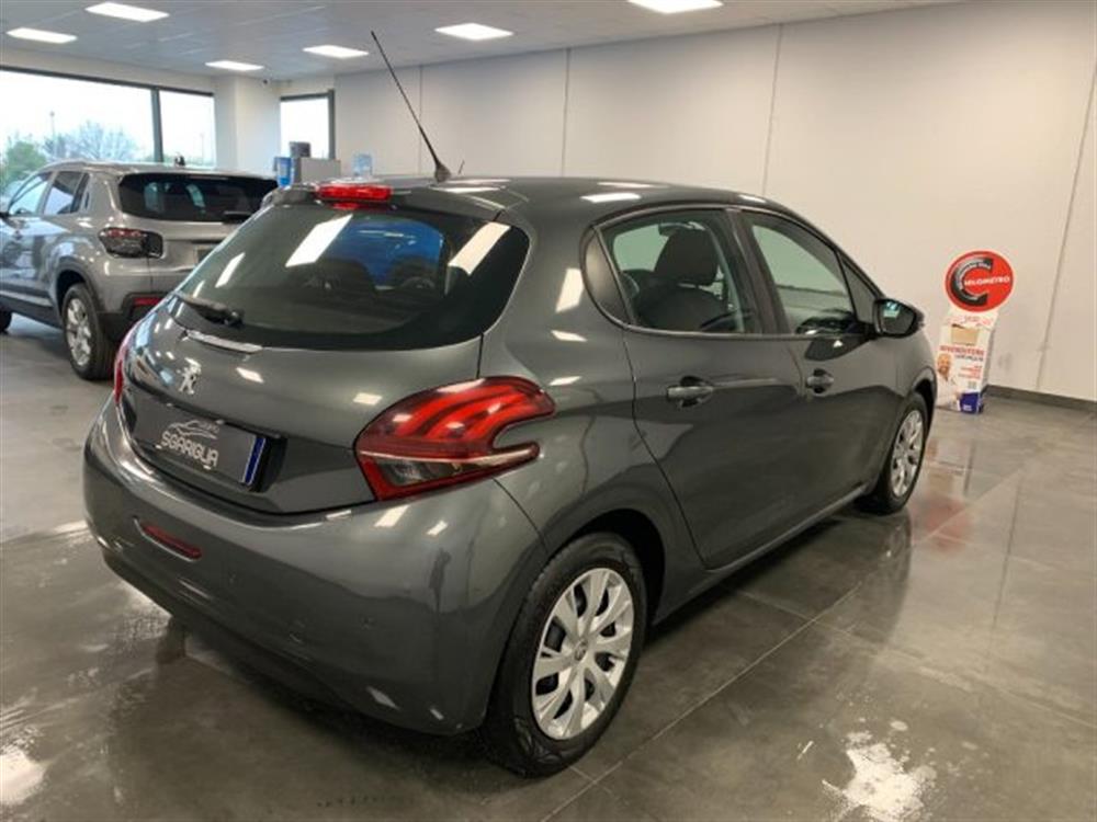 208 208 1.6 Diesel 5 Porte A