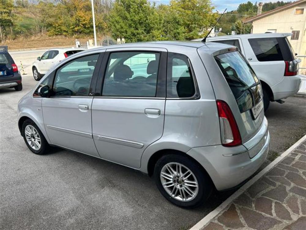 MUSA MUSA 1.3 Mjt 95 CV - perf