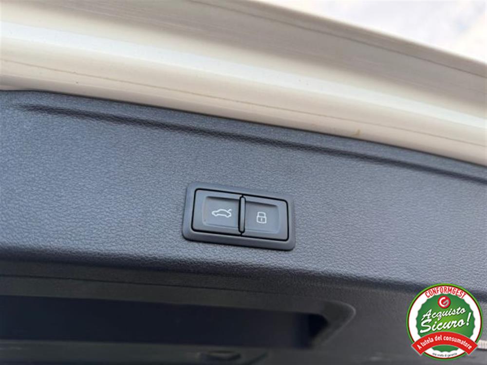 A4 allroad A4 allroad 40 TDI 204 CV S tron