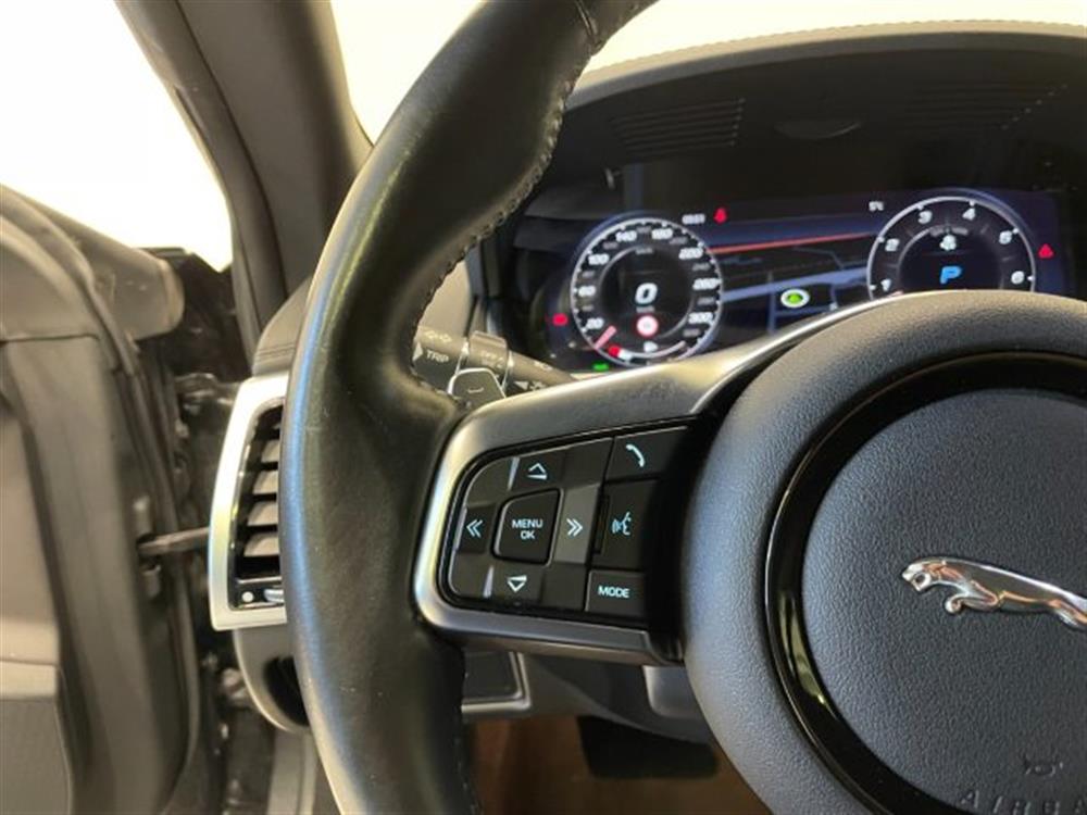 F-Type F-Type 2.0 aut. Coupé R-Dyn