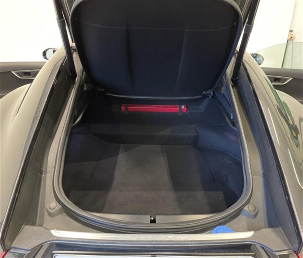 F-Type F-Type 2.0 aut. Coupé R-Dyn