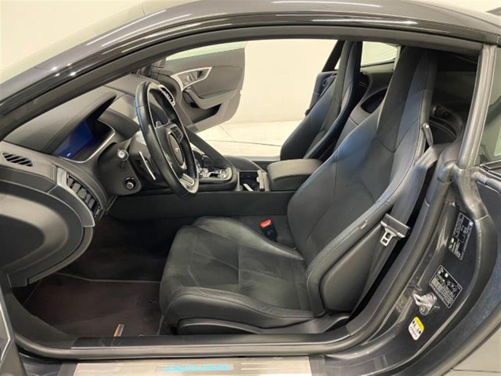 F-Type F-Type 2.0 aut. Coupé R-Dyn