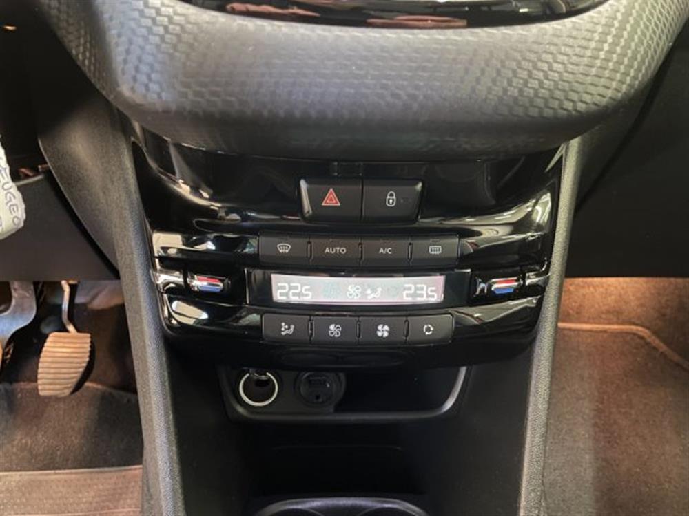 208 208 1.2 PureTech 5P Manu