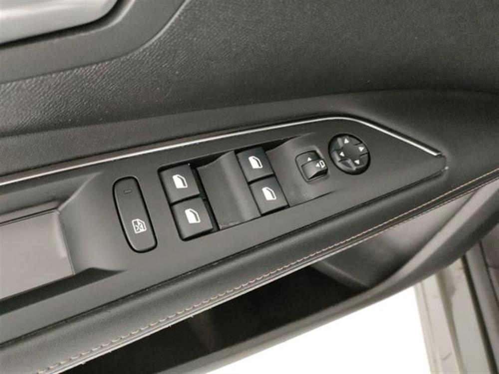 3008 3008 BlueHDi 130 S&S EAT8