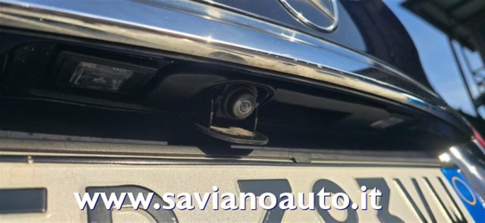 GLA 200 GLA 200 d Automatic Premium