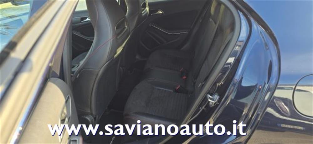 GLA 200 GLA 200 d Automatic Premium