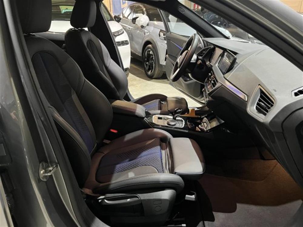 118 118 dA 5p. Msport Navig+