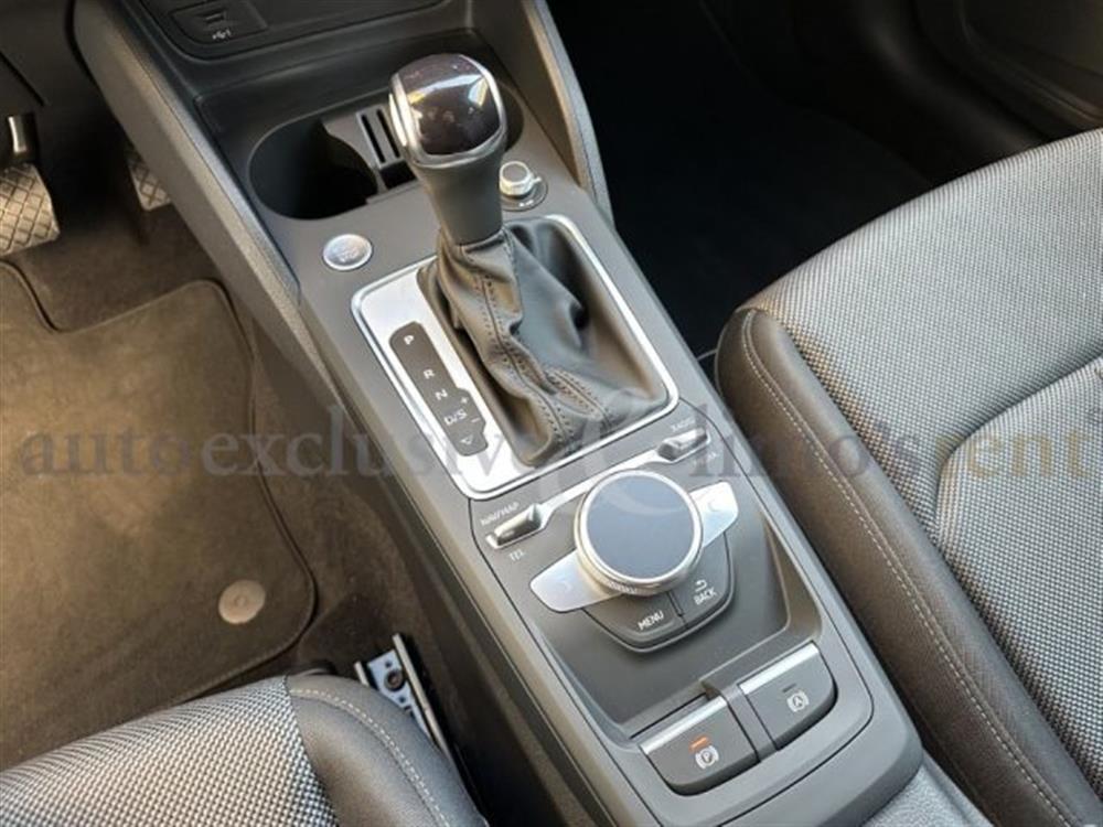 Q2 Q2 35 TFSI S tronic Adv