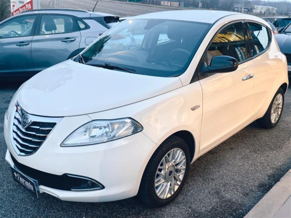Ypsilon Ypsilon 1.2 69 CV 5 porte Go