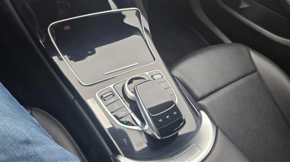 C 180 C 180 d S.W. Auto Business